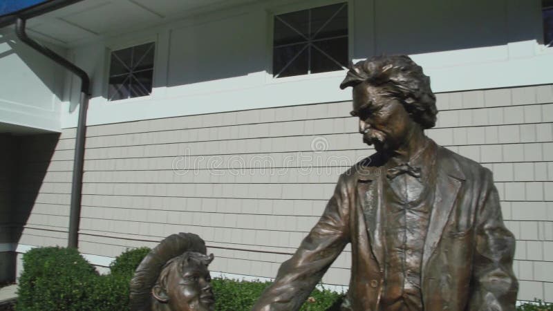 Statua di Mark Twain (2 di 5)