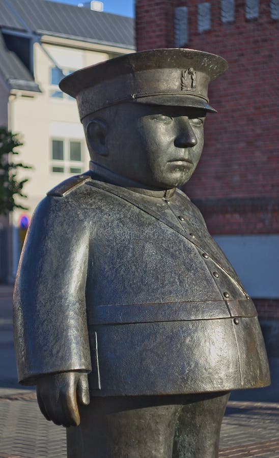 A statue of a fat policeman named Toripolliisi, which is situated in Oulu, Finland. A statue of a fat policeman named Toripolliisi, which is situated in Oulu, Finland.