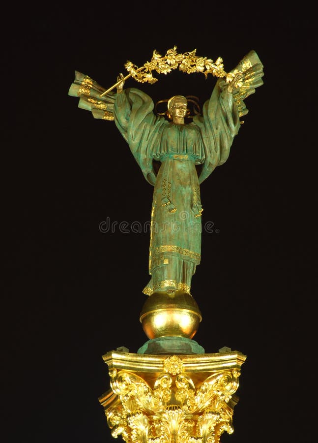 Ukrainian woman stock image. Image of clothes, embroidery 1462585