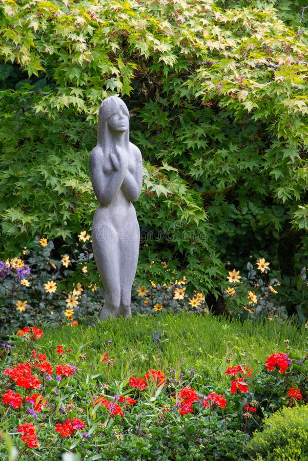 Statue dans des jardins de Butchart, Victoria, Canada