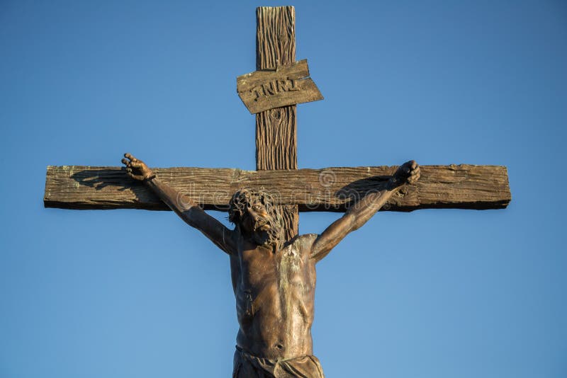 Statue de Jésus sur la croix image stock Statue de Jésus sur la croix image stock