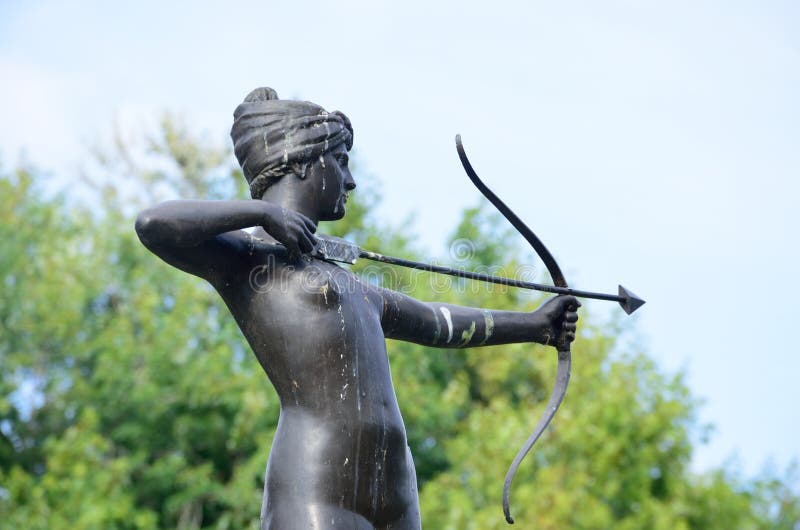 Statue of Diana the Huntress Stock Photo Image of diana, female 76118222