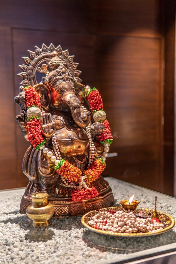 Statue of Ganesh with Offering in front