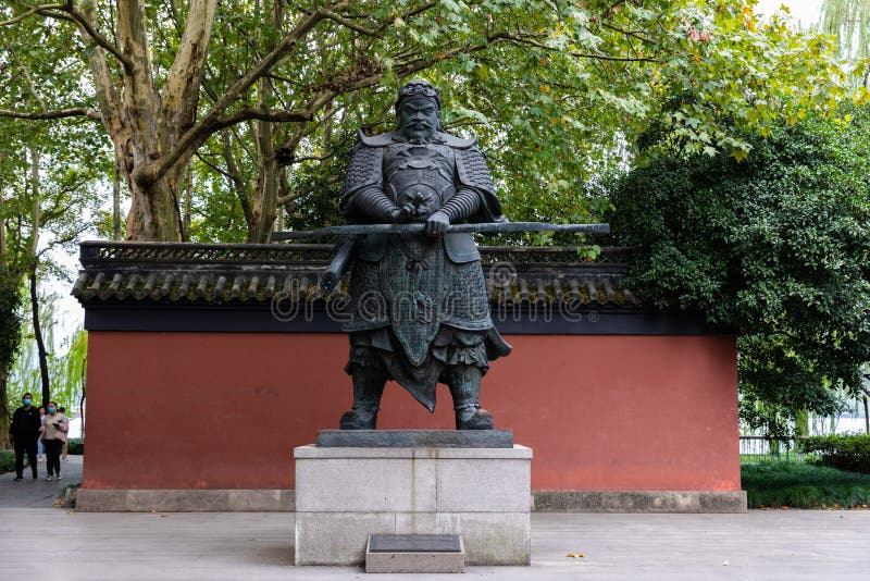 Statue of King Qian Liu outside the reconstructed King Qian Temple by West Lake
