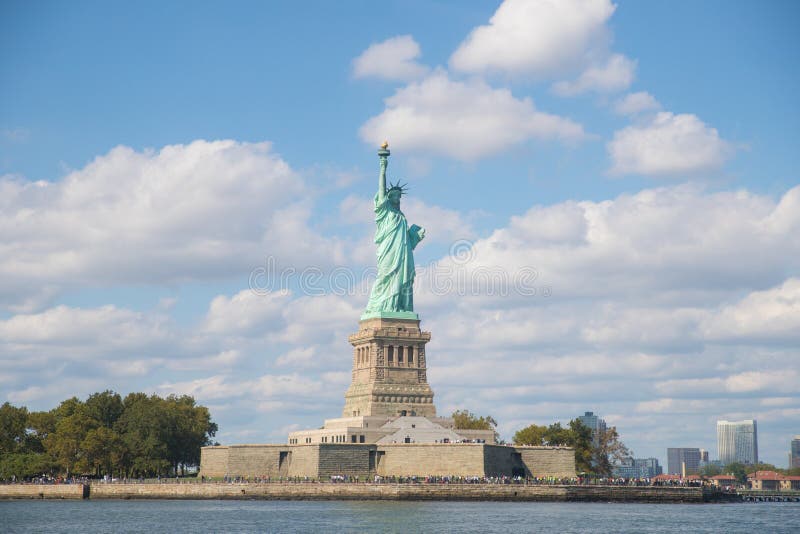 The statue of Liberty. editorial photography. Image of building 129216542