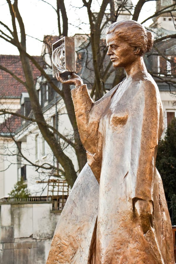 Statue of Marie Curie in Warsaw