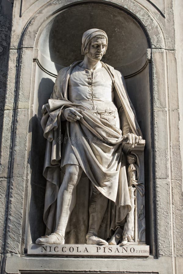 Statue Nicola Pisano d'uffizi de Florence