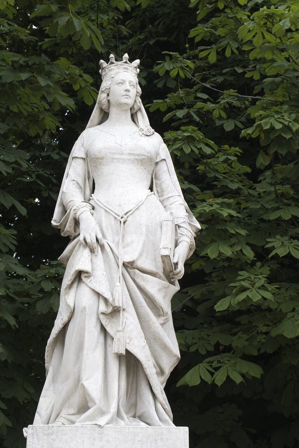 Statue from Paris