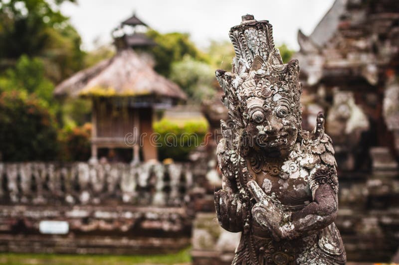 Statue in Pura Taman Ayun