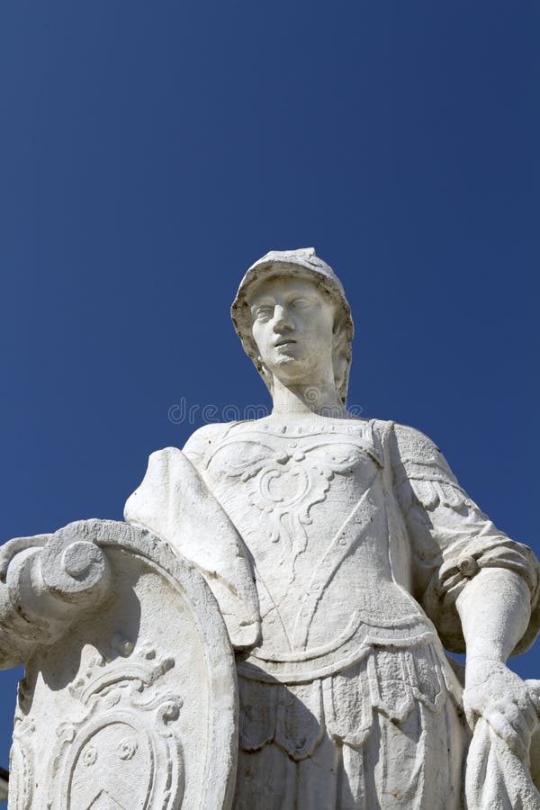 Statue romaine de guerrier photo stock Statue romaine de guerrier photo stock