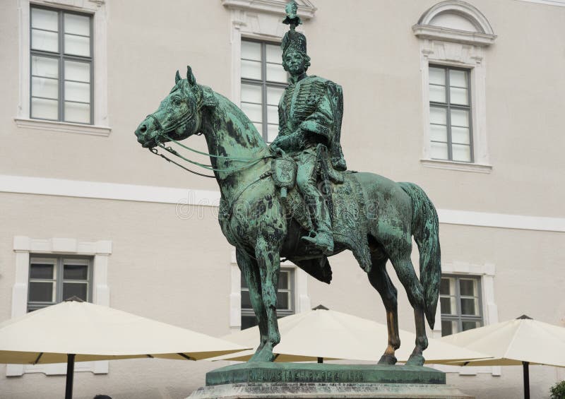 Statue von Andras Hadik - - Budapest - Ungarn lizenzfreies stockbild Statue von Andras Hadik - - Budapest - Ungarn lizenzfreies stockbild