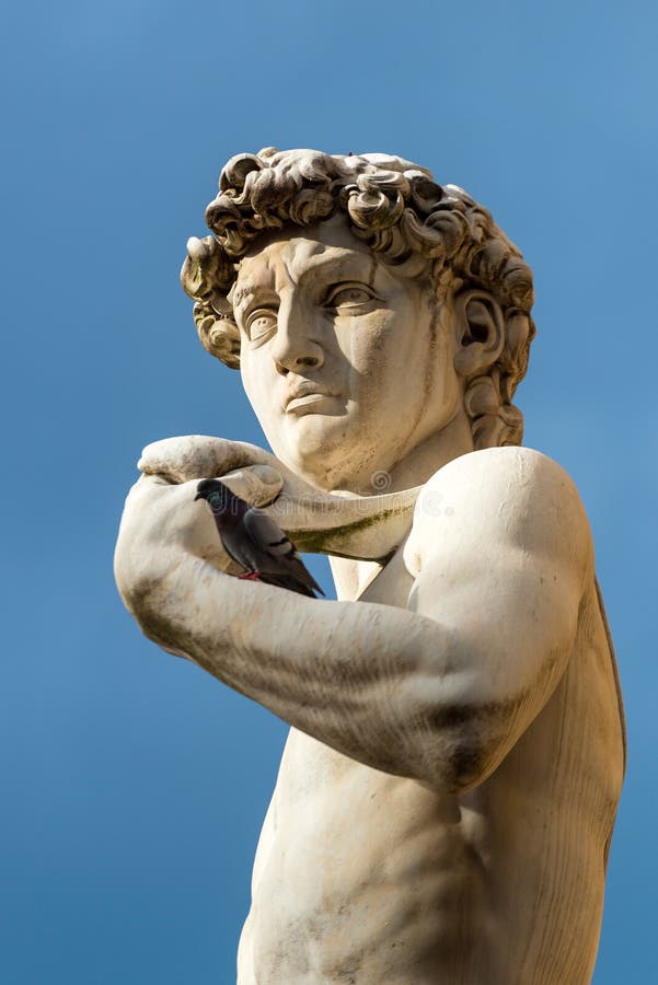 Statue Von Michelangelos David Vor Dem Palazzo Vecchio In Florenz