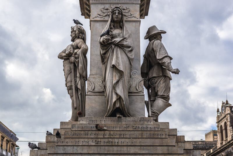 Statue Von Vincenzo Bellini Stockbild Bild von grenzstein, bellini