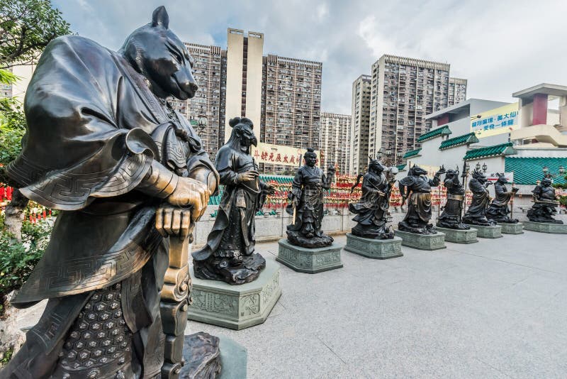 Statues chinoises Sik Sik Yuen Wong Tai Sin Temple Kowloon de zodiaque image stock Statues chinoises Sik Sik Yuen Wong Tai Sin Temple Kowloon de zodiaque image stock