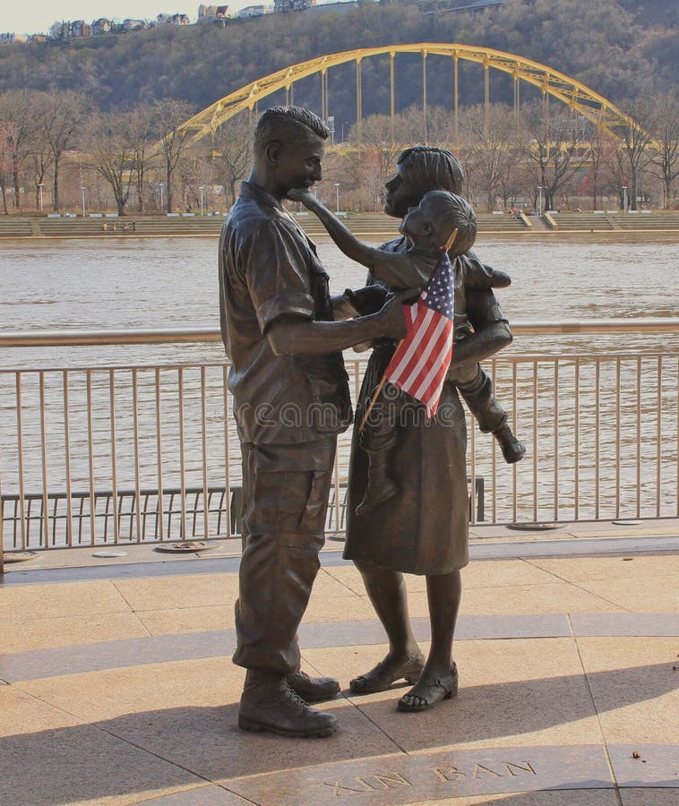 Statues Pittsburgh, Pennsylvania Stock Photo Image of skyscrapers
