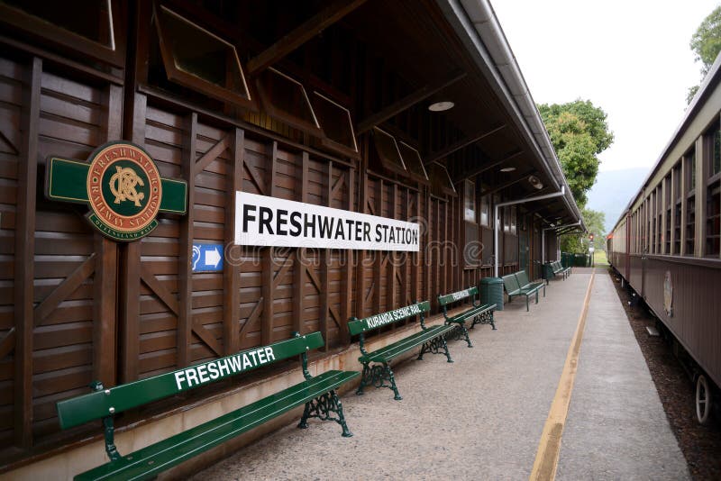 Stazione ferroviaria d'acqua dolce nel Queensland Australia fotografia stock libera da diritti Stazione ferroviaria d'acqua dolce nel Queensland Australia fotografia stock libera da diritti