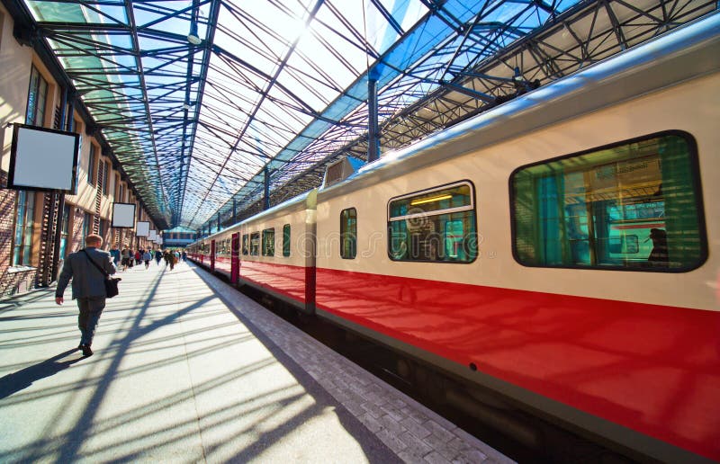 Stazione ferroviaria a Helsinki Finlandia fotografia stock libera da diritti