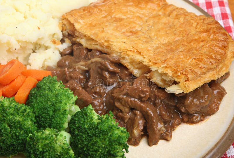 Steak Pie With Mash And Vegetables Stock Photo - Image ...