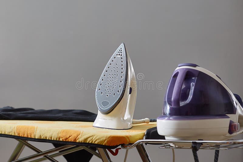 Steam ironing press machine hi-res stock photography and images - Alamy