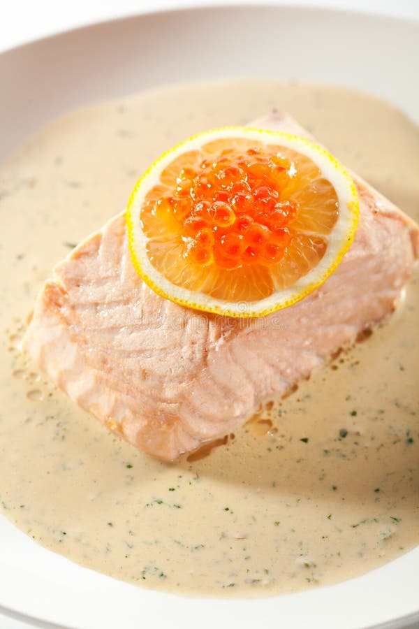 Steamed Salmon with Cream Sauce