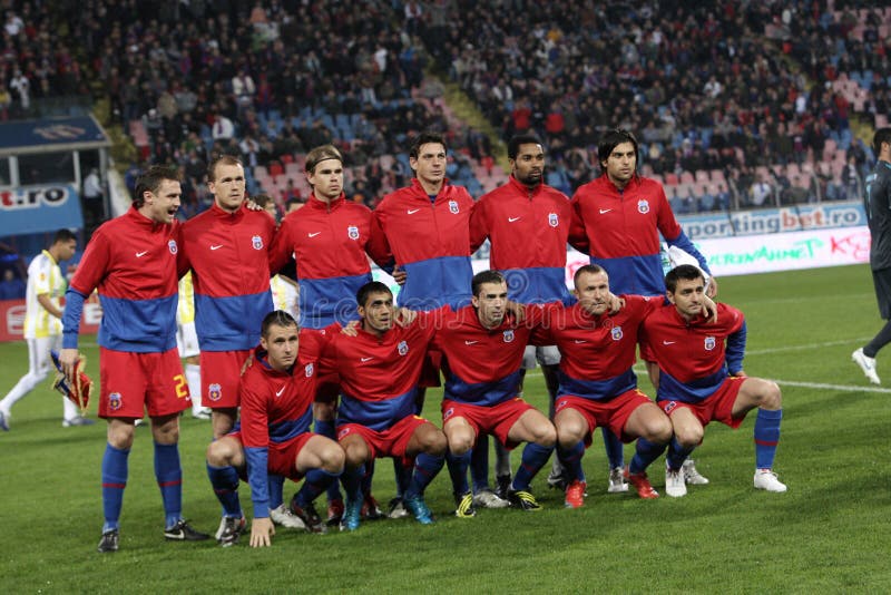 Steaua Bucharest Line Up Against VfB Stuttgart Editorial Stock Image -  Image of bombs, header: 32264489