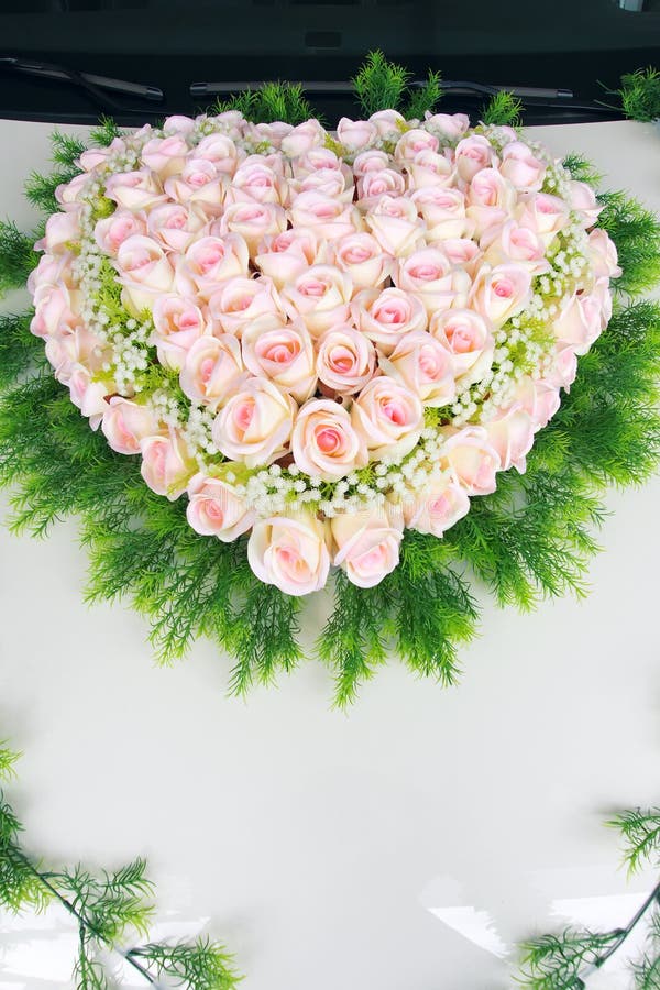 Steg blommakorgen royaltyfri fotografi Steg blommakorgen royaltyfri fotografi