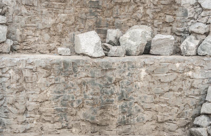 Steinstapel und Backsteinmauer stockbilder Steinstapel und Backsteinmauer stockbilder