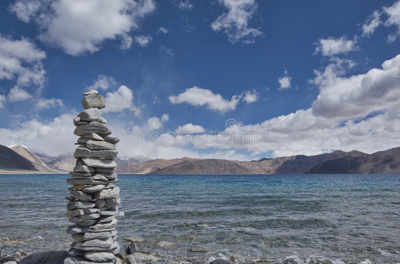 Steinstruktur am Pangong-See, Leh stockbilder
