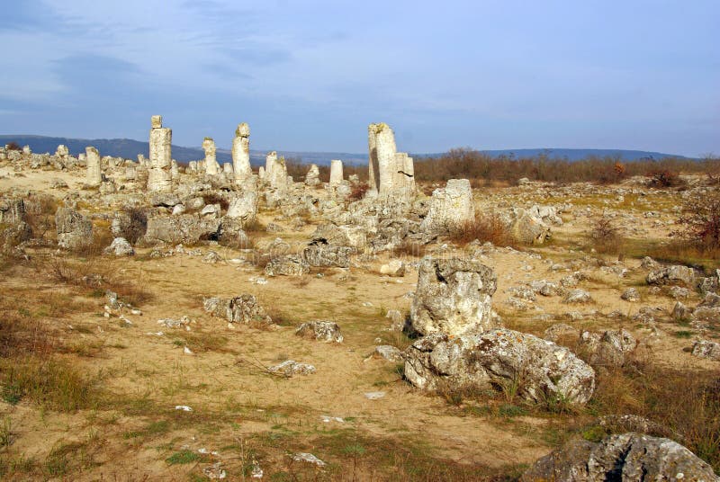 Steinwald - pobiti kamani - in Bulgarien lizenzfreies stockbild Steinwald - pobiti kamani - in Bulgarien lizenzfreies stockbild