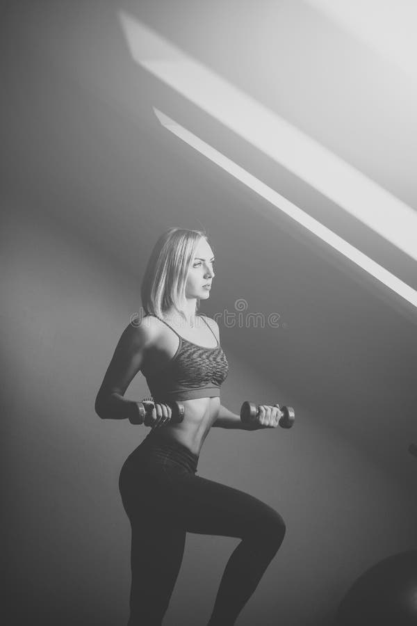 Stellen Sie Mode Mädchen oder Frauen in Ihrer Website gegenüber Mädchengesichtsporträt in Ihrem advertisnent Glückliche Frau mit lizenzfreies stockfoto Stellen Sie Mode Mädchen oder Frauen in Ihrer Website gegenüber Mädchengesichtsporträt in Ihrem advertisnent Glückliche Frau mit lizenzfreies stockfoto