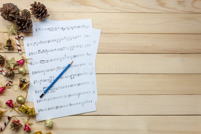 Stellen Sie Musikblattbriefpapier durch mich her Draufsichtbleistift, Musik SH lizenzfreie stockfotografie Stellen Sie Musikblattbriefpapier durch mich her Draufsichtbleistift, Musik SH lizenzfreie stockfotografie
