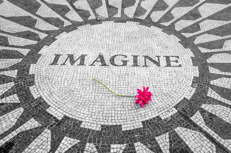 Stellen Sie vor sich, New- Yorkcentral park, John Lennon Memorial herein zu unterzeichnen