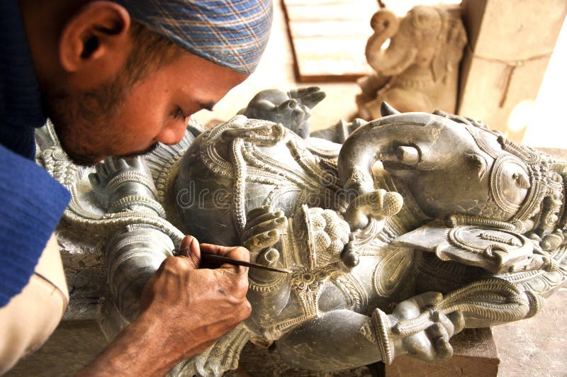 Sten som snider konstnären från Indien arkivbilder Sten som snider konstnären från Indien arkivbilder