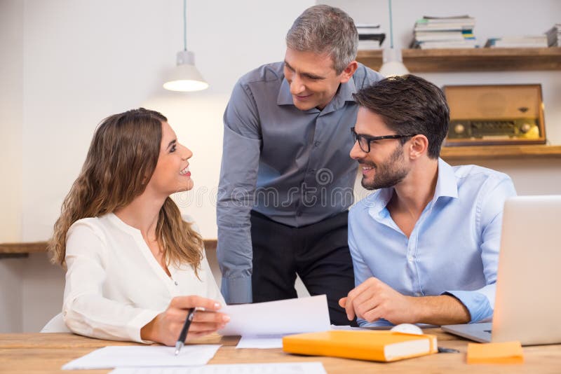 Steun nieuwe werknemers stock afbeeldingen Steun nieuwe werknemers stock afbeeldingen