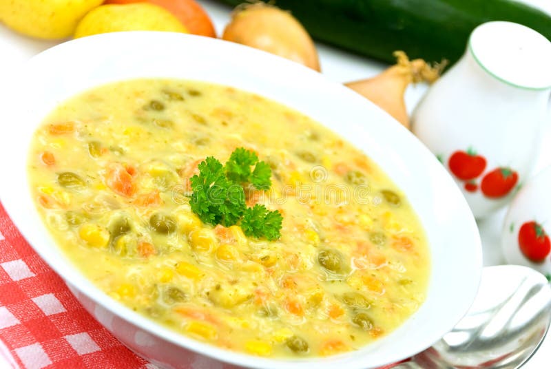 Stew-soup with red bell pepper,green pea,mixed veg