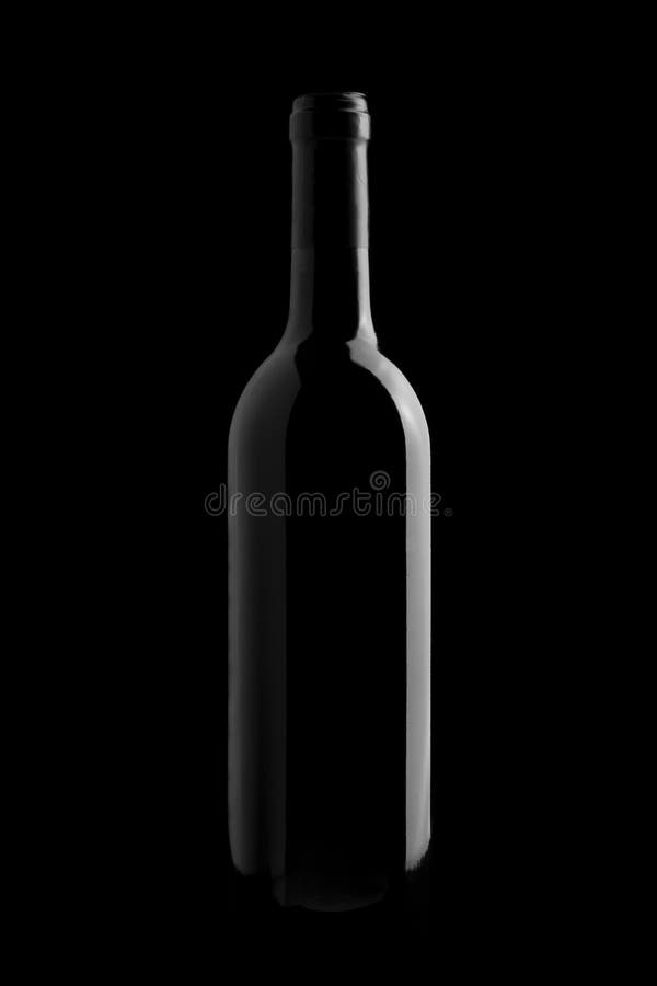 Sticlă de vin elegantă pe fond negru royalty free stock photos