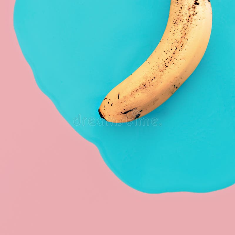 Stile minimo della vaniglia Banana esclusiva Foto di modo fotografie stock Stile minimo della vaniglia Banana esclusiva Foto di modo fotografie stock