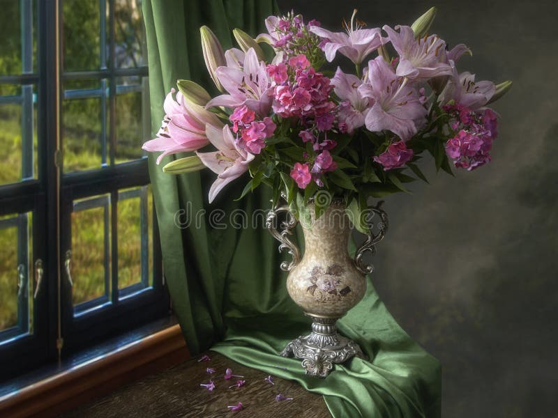 Still life with a bouquet of lilies and phlox