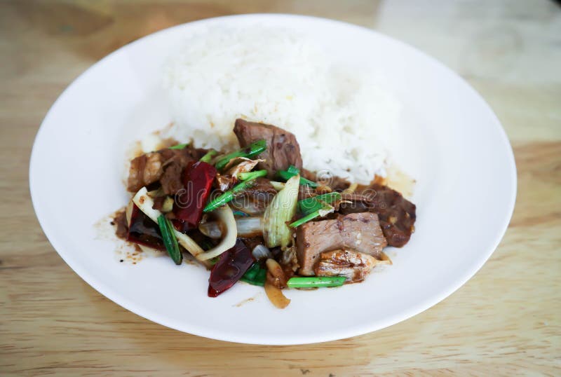 Stir Fried Beef with Vegetable or Stewed Beef and Rice or Spicy Beef