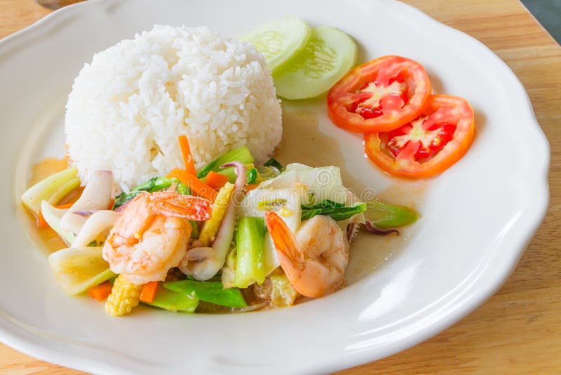 Stir Fried Mixed Vegetables with Seafood Stock Image - Image of closeup