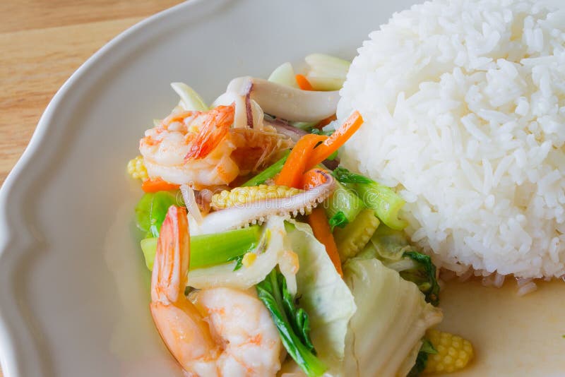 Stir Fried Mixed Vegetables with Seafood Stock Photo - Image of thai