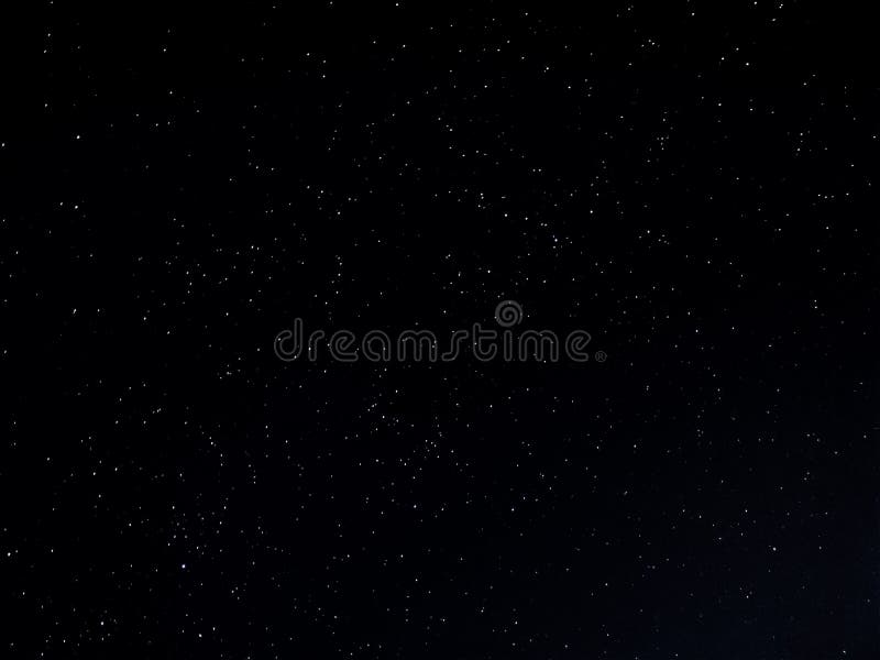 Stjärnklar himmelbakgrund med lång exponering