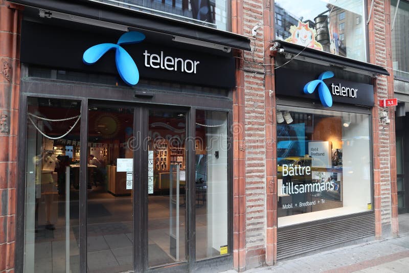 STOCCOLMA, SVEZIA - 23 AGOSTO 2018: Deposito dell'operatore di telecomunicazioni di Telenor a Stoccolma, Svezia C'è più di 14 immagine stock libera da diritti STOCCOLMA, SVEZIA - 23 AGOSTO 2018: Deposito dell'operatore di telecomunicazioni di Telenor a Stoccolma, Svezia C'è più di 14 immagine stock libera da diritti