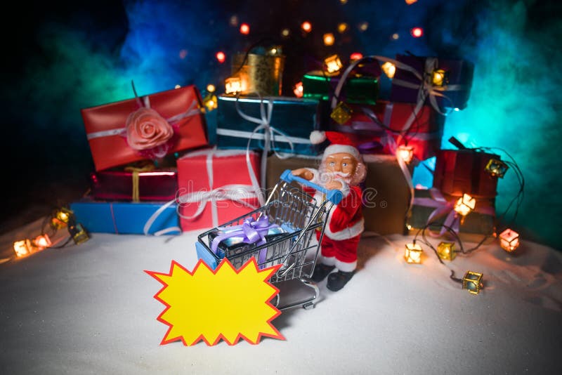 Stockez les promotions Pile de cadres de cadeau images libres de droits Stockez les promotions Pile de cadres de cadeau images libres de droits