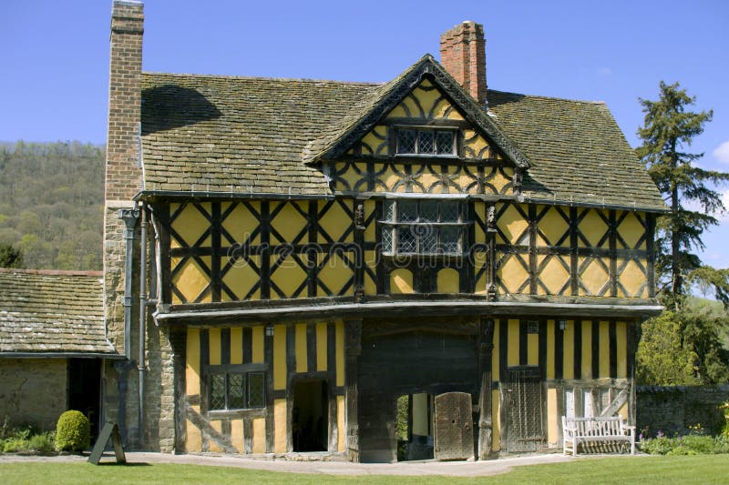 Stokesay castle