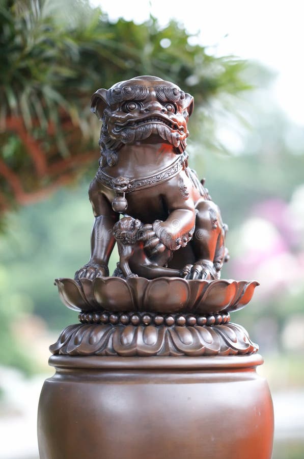 Stone Lion at Nan Lian Garden