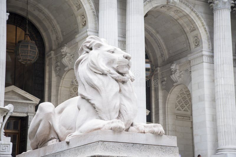 189 New York Public Library Statue Lion Stock Photos Free & Royalty