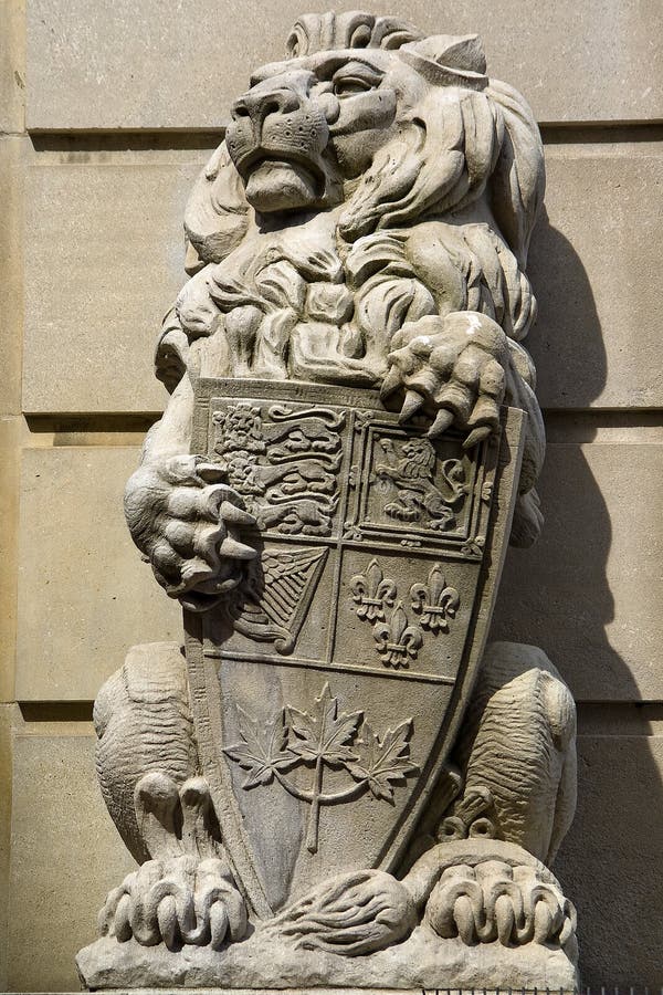 Stone Royal Lion Statue stock photo. Image of heraldic 13603474