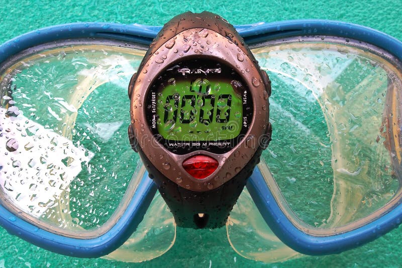 stopwatch maskowy underwater fotografia stock stopwatch maskowy underwater fotografia stock