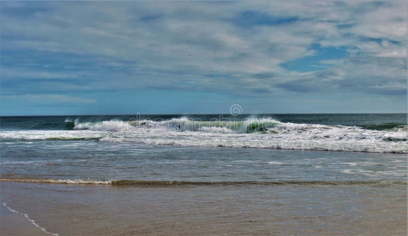 Stora Vågor vid Cape Hatteras royaltyfri fotografi